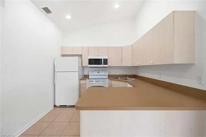 1302-1304 Ne 16th Ter, Cape Coral, Florida 33909
