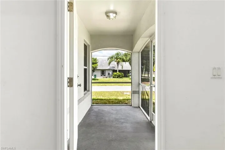 1302-1304 Ne 16th Ter, Cape Coral, Florida 33909
