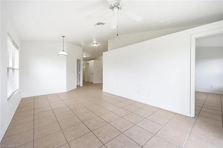 1302-1304 Ne 16th Ter, Cape Coral, Florida 33909