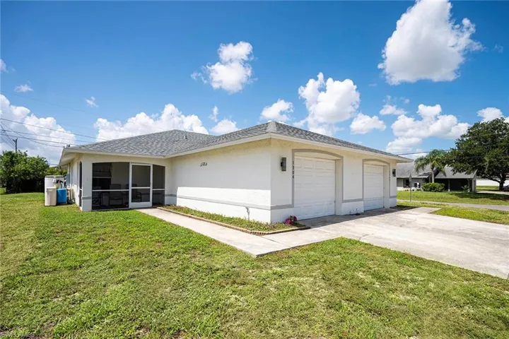 1302-1304 Ne 16th Ter, Cape Coral, Florida 33909