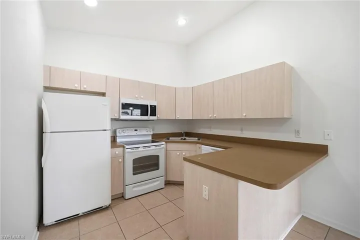 1302-1304 Ne 16th Ter, Cape Coral, Florida 33909