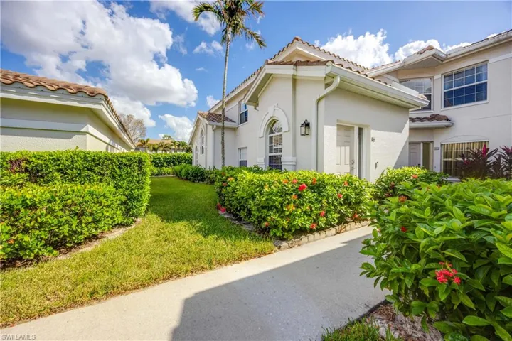 6927  Satinleaf N RD, Naples, FL 34109