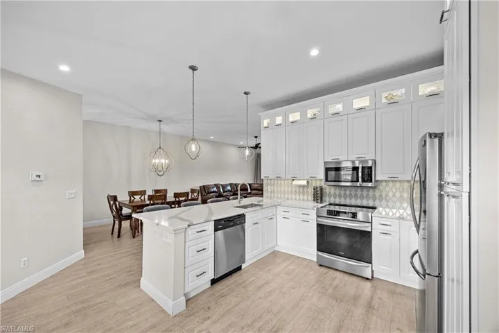 6927  Satinleaf N RD, Naples, FL 34109