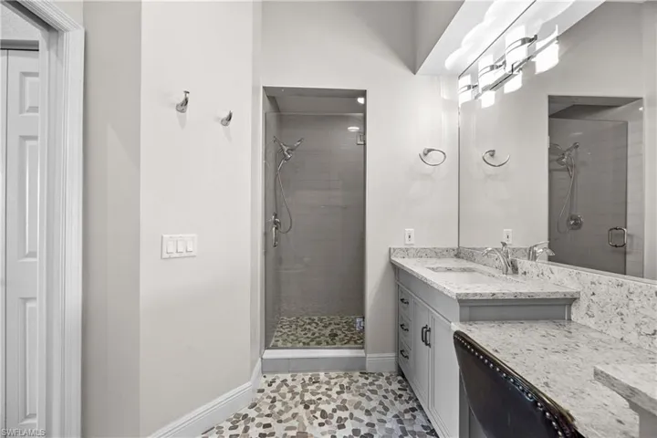 6927  Satinleaf N RD, Naples, FL 34109