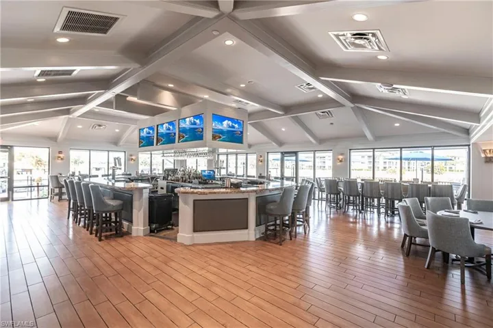 Clubhouse Bar