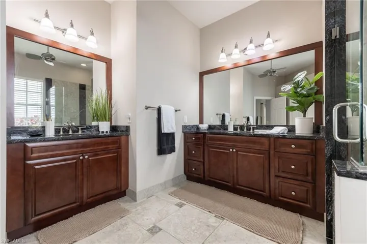 Dual separate vanities