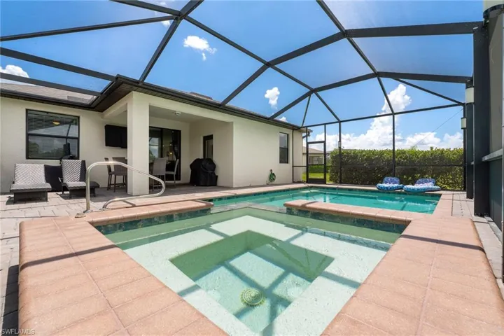 14246 Vindel Cir, Fort Myers, Florida 33905