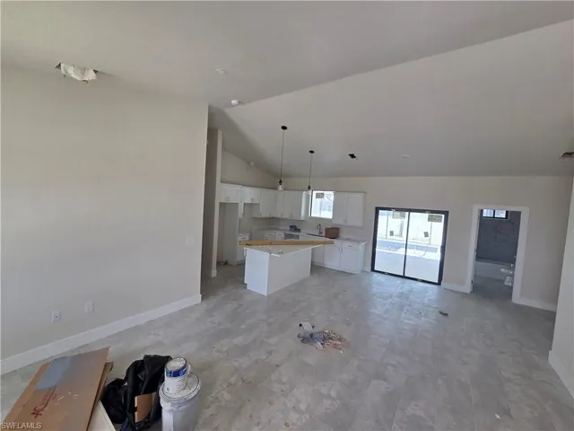 1815 Sw 2nd St, Cape Coral, Florida 33991
