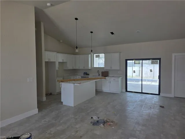 1815 Sw 2nd St, Cape Coral, Florida 33991