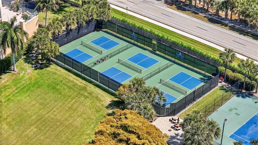 3426 Hancock Bridge Pkwy 503, North Fort Myers, Florida 33903