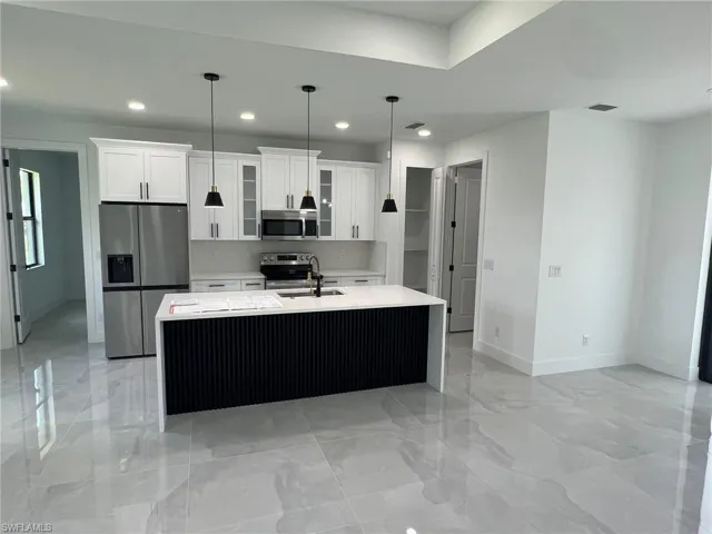 126 Nw 3rd Pl, Cape Coral Fl 33993