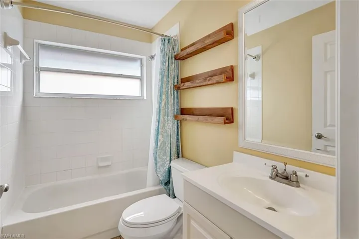 13566  Cherry Tree  CT, Fort Myers, FL 33912