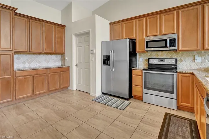 13566  Cherry Tree  CT, Fort Myers, FL 33912