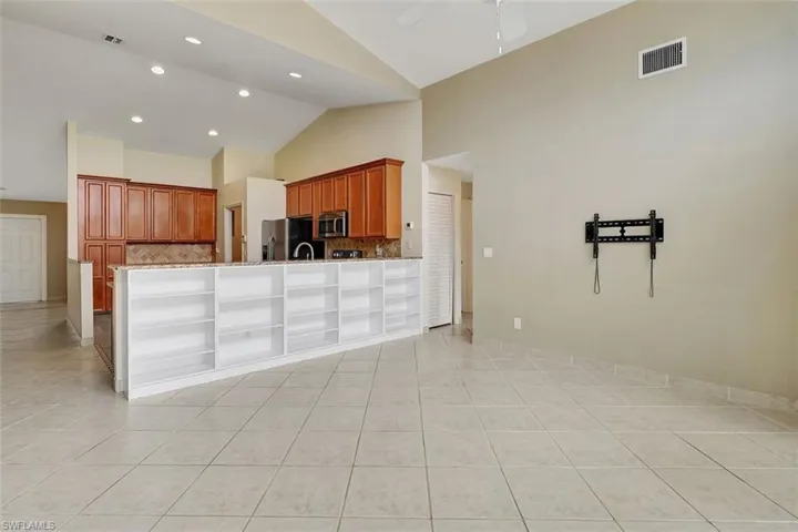 13566  Cherry Tree  CT, Fort Myers, FL 33912