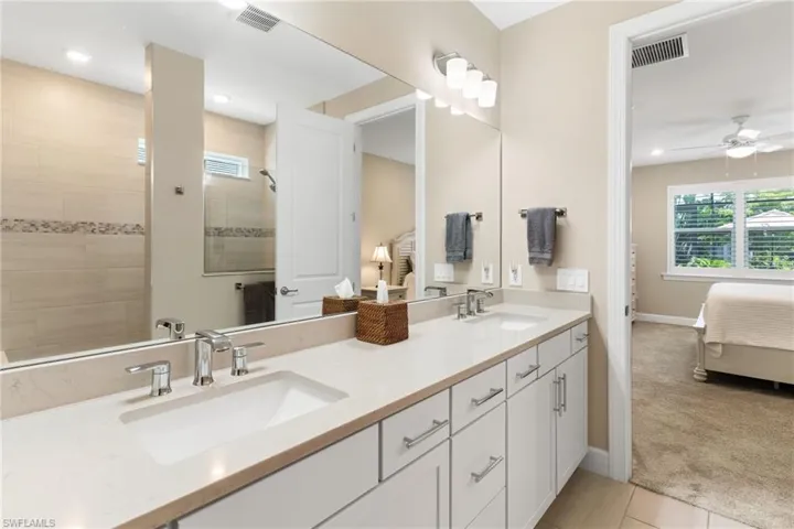 4057 E Hampton Cir, Alva, Florida 33920