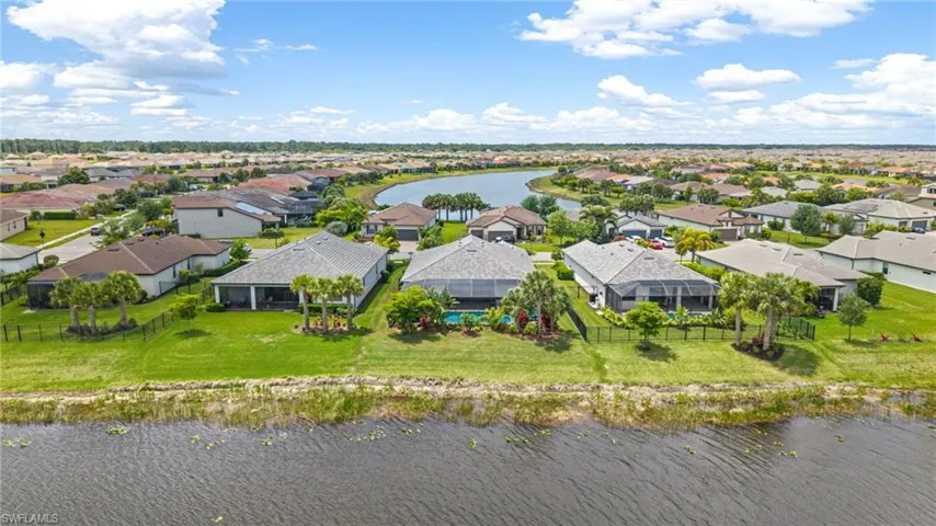 4057 E Hampton Cir, Alva, Florida 33920