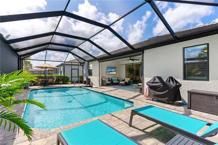 4057 E Hampton Cir, Alva, Florida 33920