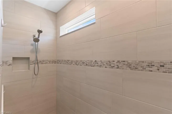 4057 E Hampton Cir, Alva, Florida 33920