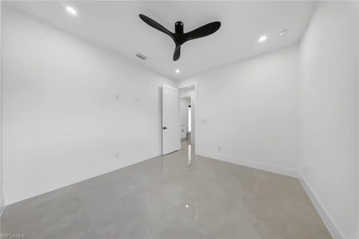 4213 25th St Sw, Lehigh Acres, Florida 33976