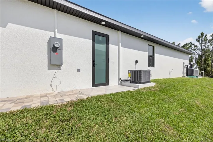4213 25th St Sw, Lehigh Acres, Florida 33976