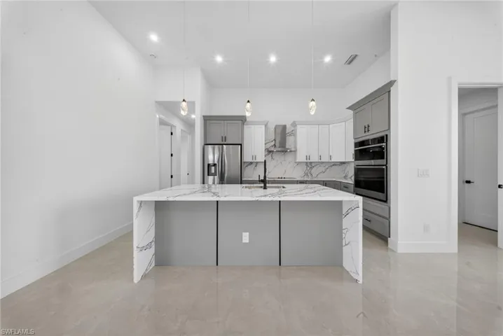 4213 25th St Sw, Lehigh Acres, Florida 33976