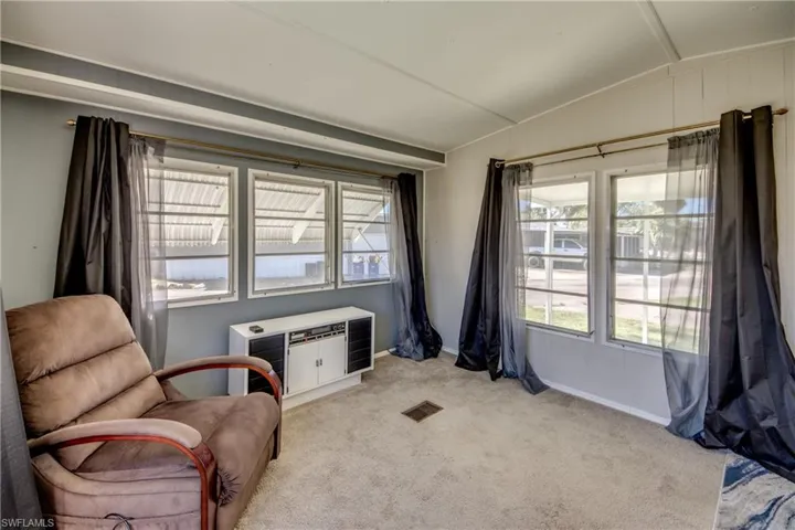123 Amber Ave, North Fort Myers, Florida 33917