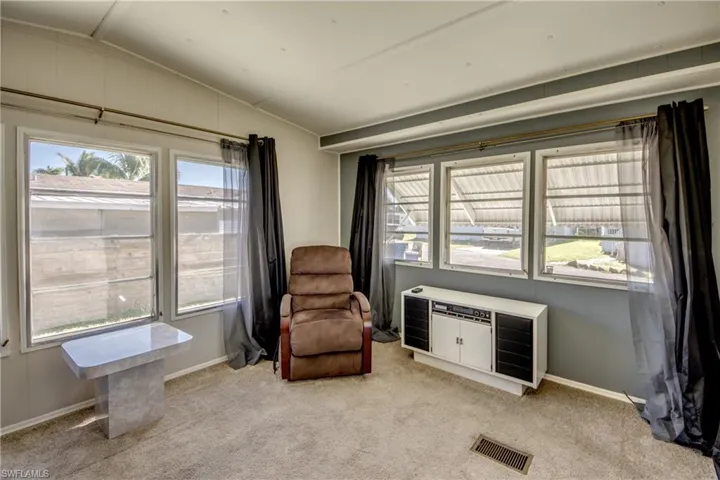 123 Amber Ave, North Fort Myers, Florida 33917