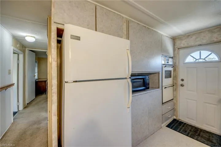 123 Amber Ave, North Fort Myers, Florida 33917