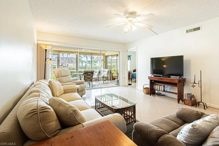 325  Charlemagne  BLVD, Naples, FL 34112