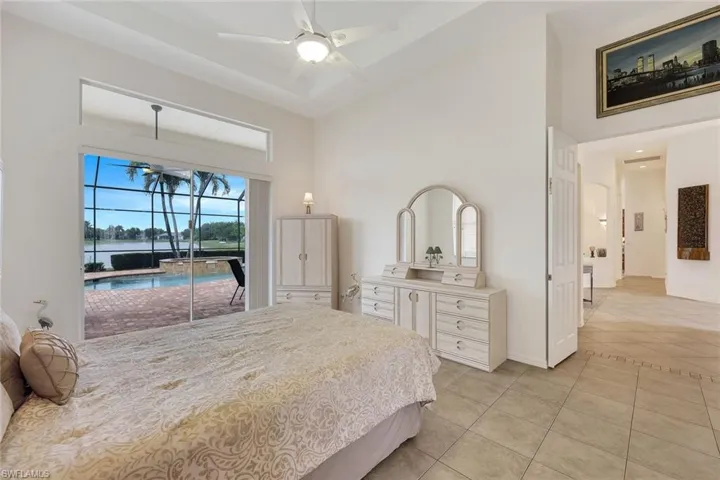 3201  Brookeview  CT, Naples, FL 34120