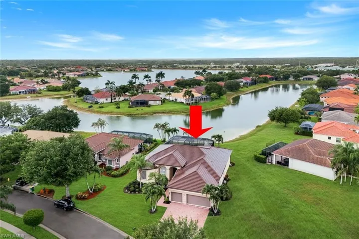 3201 Brookeview Ct Naples FL located in Waterways of Naples