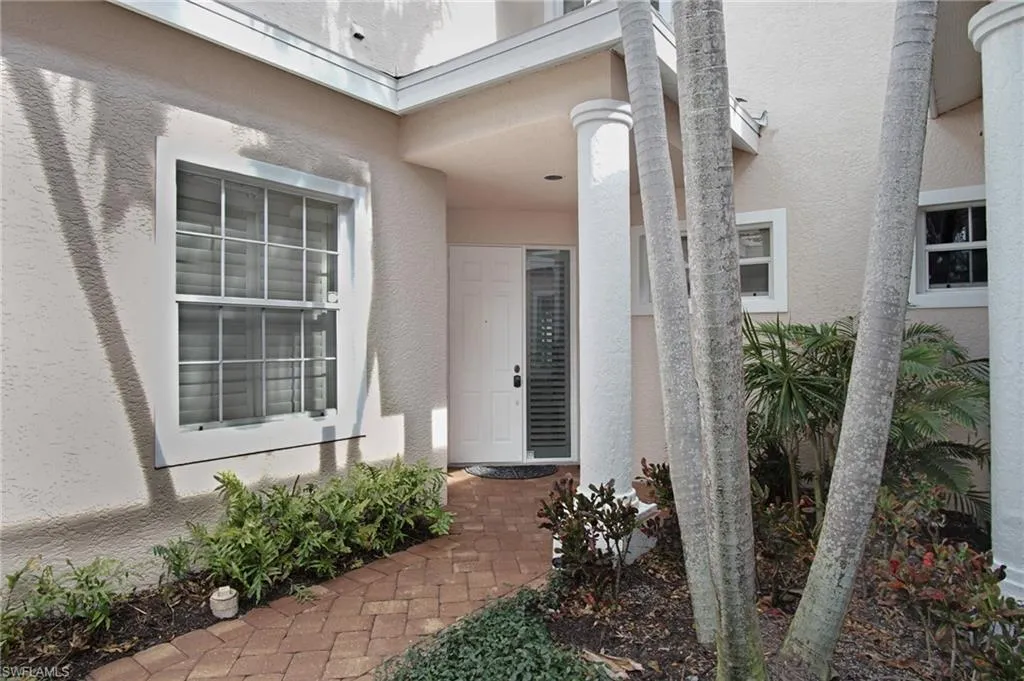 8472 Abbington CIR, Naples, FL 34108,224064228