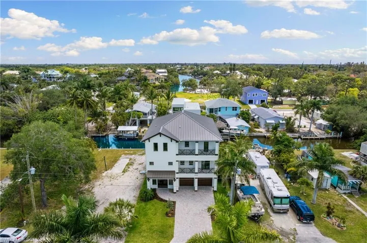27570 Tarpon Way, Bonita Springs Fl 34134