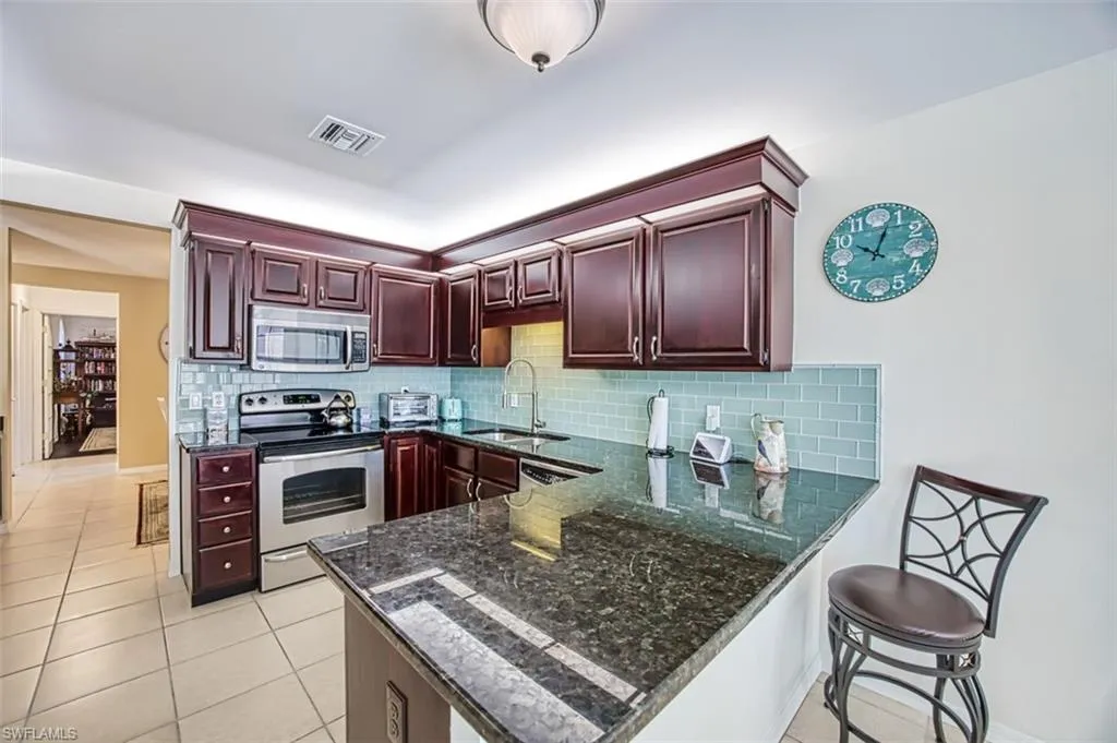 1414 Thistledown WAY, Fort Myers, FL 33901,2025000334