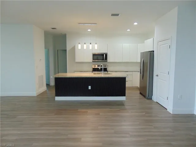 9020 E Castle Cir, Labelle, Florida 33935