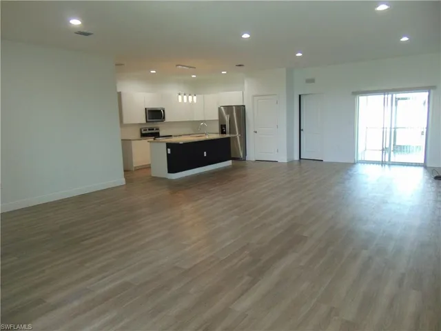 9020 E Castle Cir, Labelle, Florida 33935