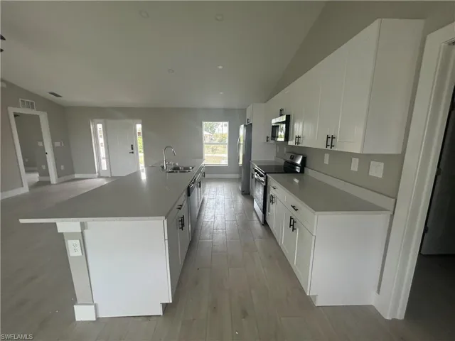 2524 NE 1st  PL, Cape Coral, FL 33909