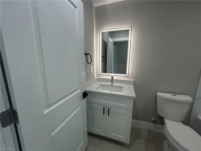 2524 NE 1st  PL, Cape Coral, FL 33909