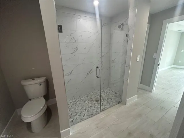 2524 NE 1st  PL, Cape Coral, FL 33909