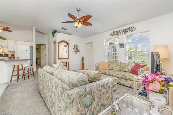 928 Se 5th Pl, Cape Coral, Florida 33990