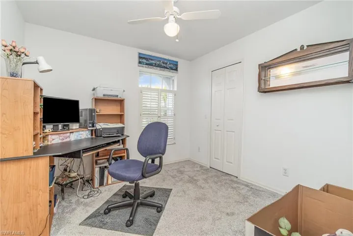 928 Se 5th Pl, Cape Coral, Florida 33990