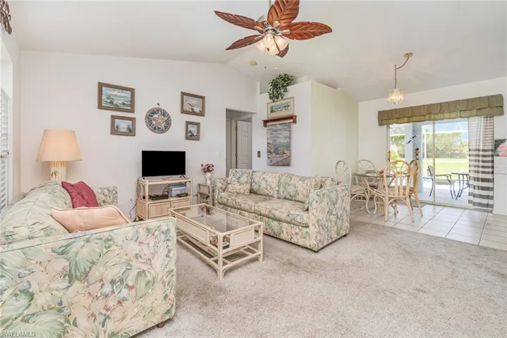 928 Se 5th Pl, Cape Coral, Florida 33990