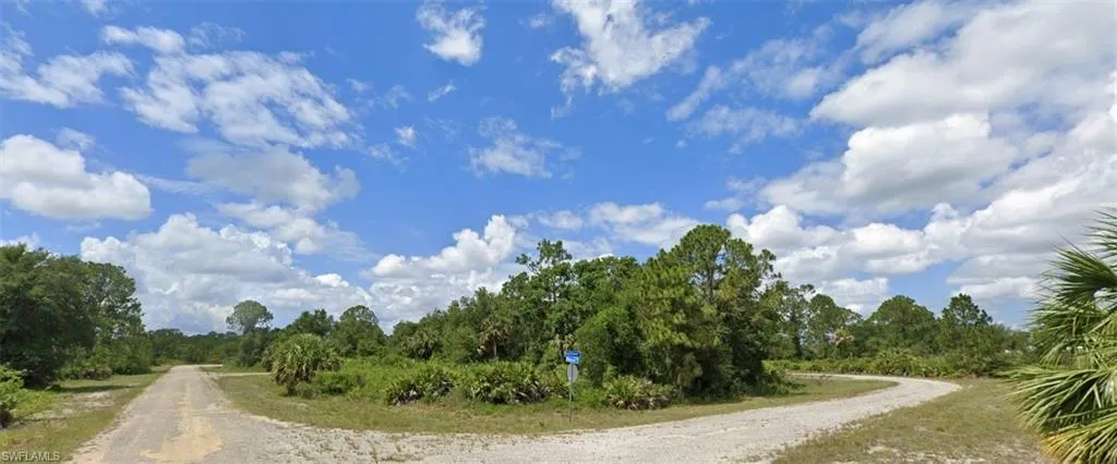 0.5505 acres / 23,980 sf