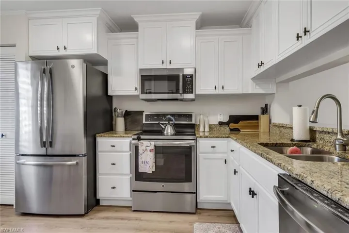 3031 Sandpiper Bay Cir F106, Naples, Florida 34112