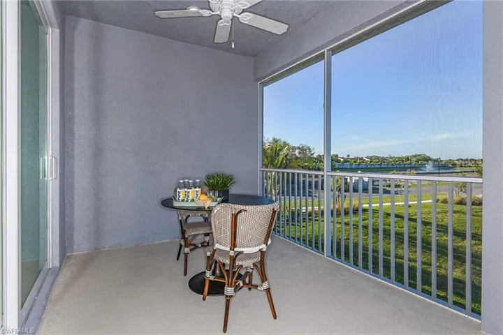 2659  Seychelles  CIR, Naples, FL 34112