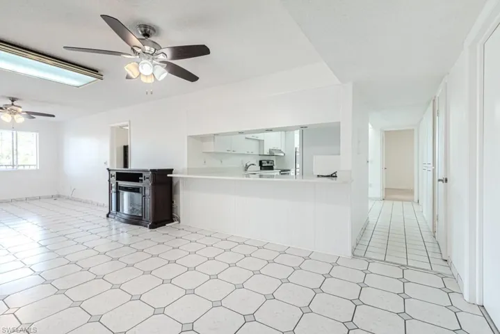 3150  Shorewood  LN, Fort Myers, FL 33907