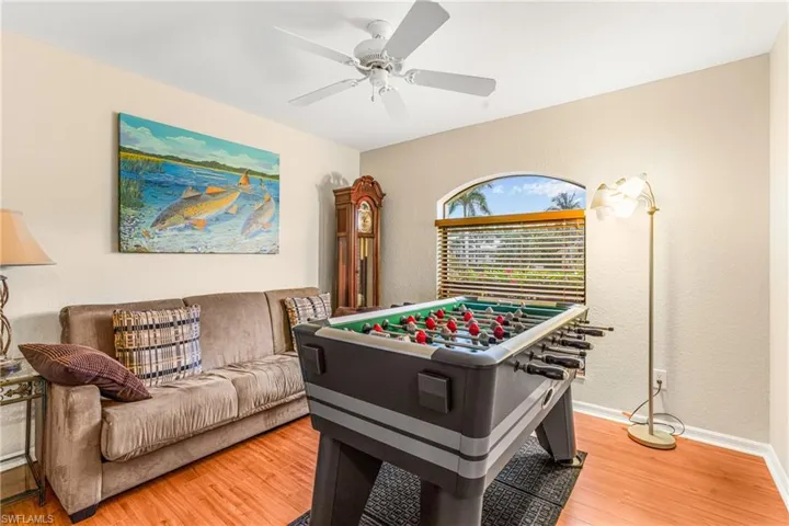 den/game room