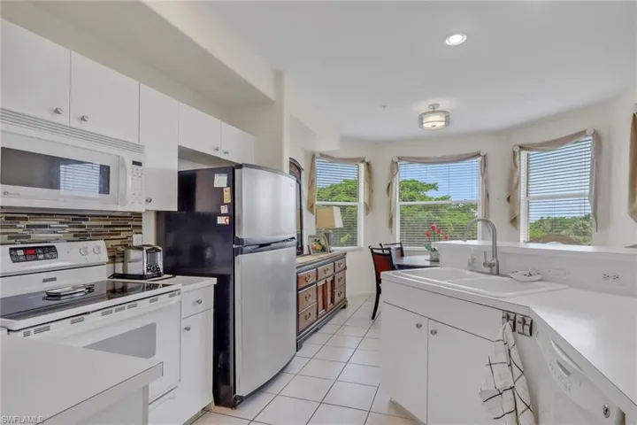 4011 Palm Tree Blvd 302, Cape Coral, Florida 33904