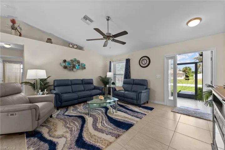 308 Se 2nd Ter, Cape Coral Fl 33990