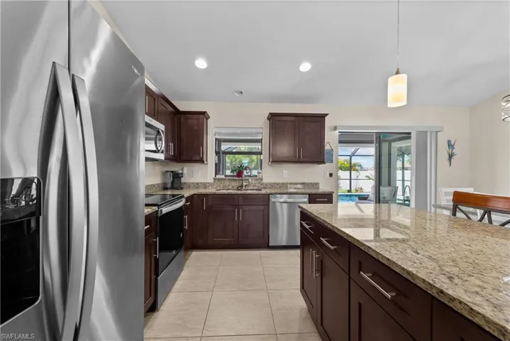 308 Se 2nd Ter, Cape Coral Fl 33990